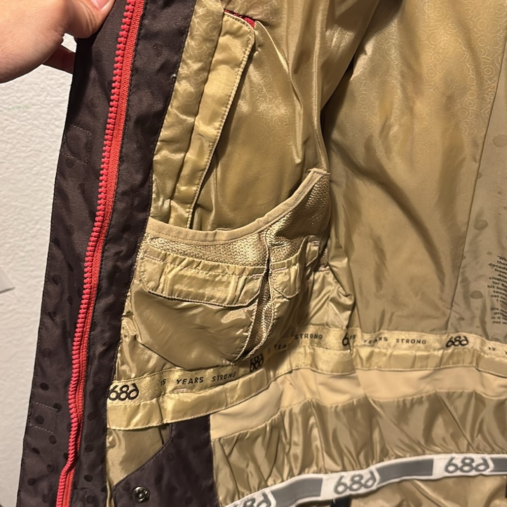 686 Snow Jacket - Picture 6 of 10